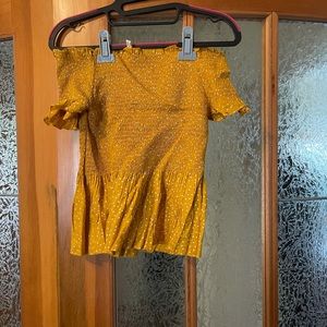 New without tags adorable polka dot shirt! 🥰